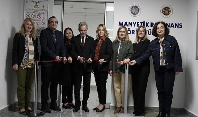 Ankara Üniversitesi Diş Hekimliği Fakültesi Hastanesinde, dünyada diş hekimliği fakültesi bünyesinde kurulan ilk MR ünitesi ile özel gereksinimli bireylere diş tedavisi hizmetinin verileceği sedasyon ünitesi açıldı