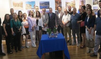 Foça’nın tarihi dokusunun ve doğal güzelliklerinin göz alıcı görüntüleri, İzmir Barosu Fotoğraf Grubu objektiflerinden yansıdı