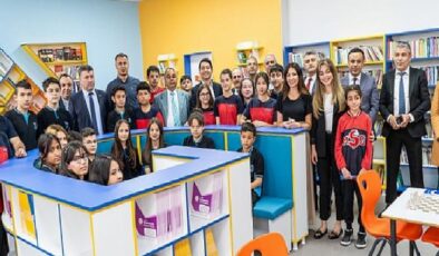 Gedik Yatırım’ın öğrencilere hediye ettiği üçüncü kütüphane Kayseri’de açıldı