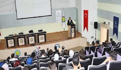 HarranUp Girişimcilik Konferansı: İŞ’te Liderlik ve Geleceğin Kariyer Fırsatları – Motivasyon Semineri Düzenlendi