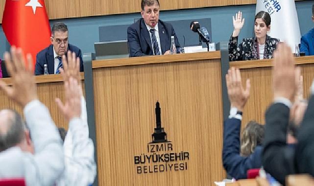 Tugay: “Otoparkı boşaltmak ve en kısa zamanda yıkmak zorundayız”