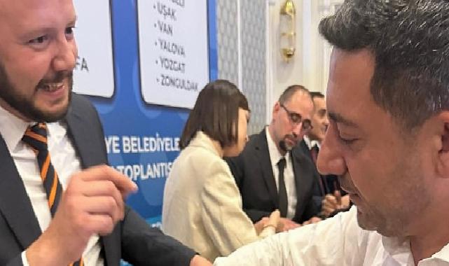 Nevşehir Belediye Başkanı Rasim Arı, Ankara’da düzenlenen Türkiye Belediyeler Birliği (TBB) Meclis Toplantısı’na katıldı