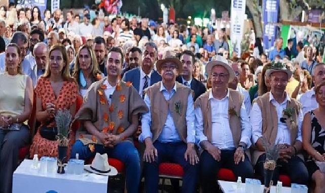 Burhaniye Belediyesi Tarih, Şifa ve Kültür Teması İle Düzenlenen Aromaterapi Festivali Ören’de Başladı